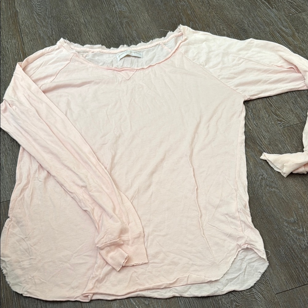 Spiritual Gangster size medium Women's Pink Long Sleeve lightweight distressed